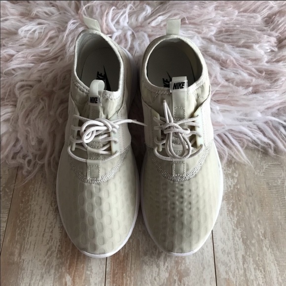 NWT Nike Juvenate light bone Rare - Picture 4 of 8